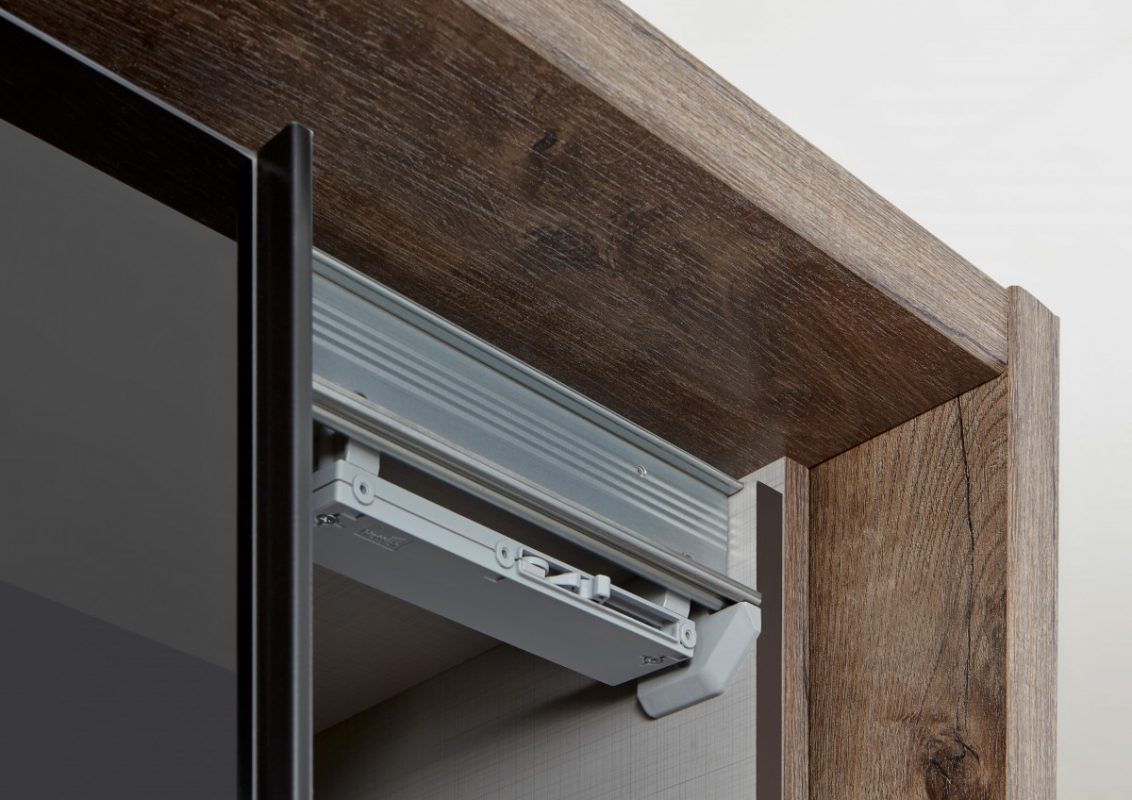 Sliding-Wardrobe-Softclose-2-1132x800  