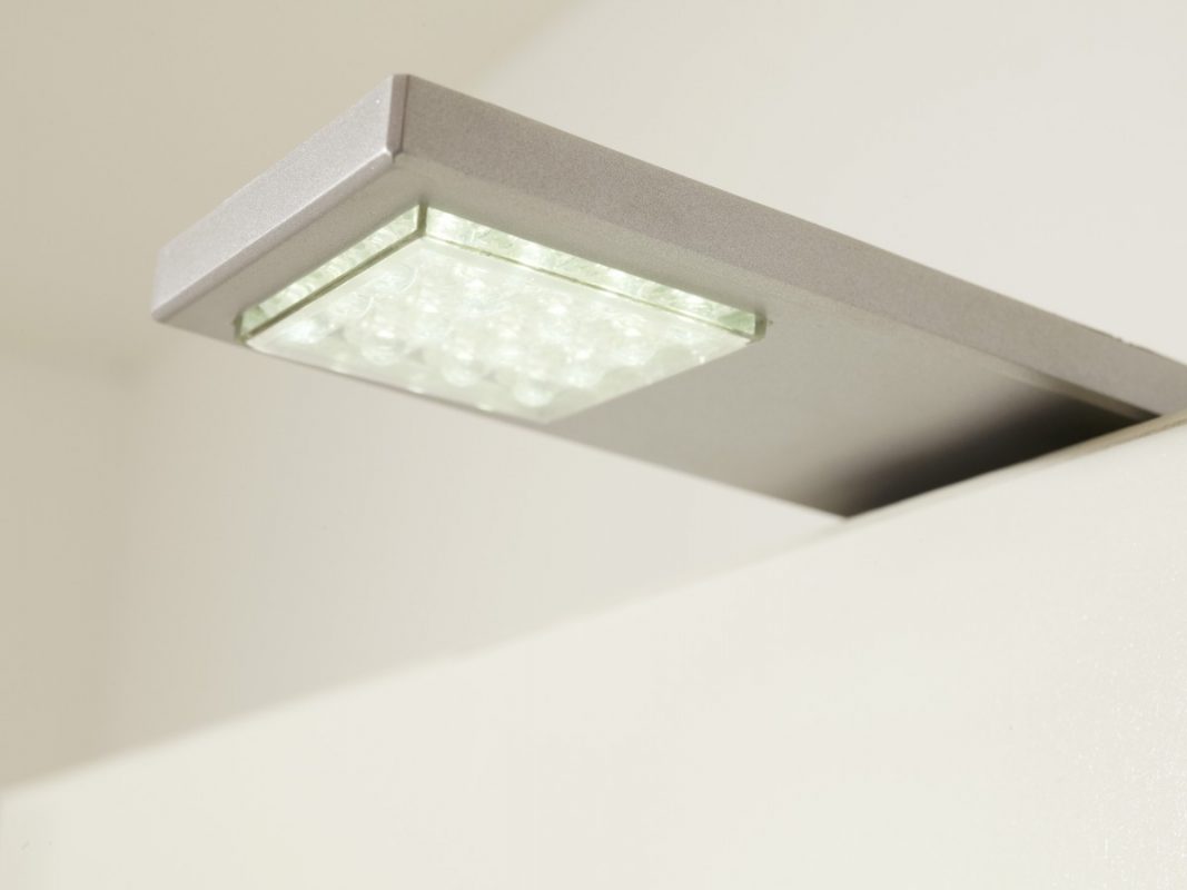 Wardrobe-Lights-1-1067x800  